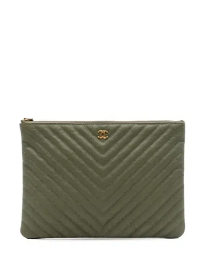 Pre-owned Chanel 2016-2017 Medium Chevron Calfskin O Case Clutch Bag In Brown