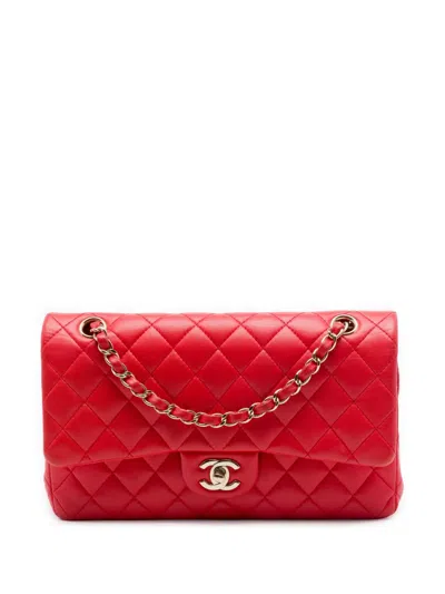 Pre-owned Chanel 2016-2017 Medium Classic Lambskin Double Flap Shoulder Bag In Red