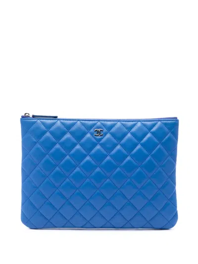 Pre-owned Chanel 2016-2017 Medium Quilted Lambskin O Case Clutch Bag In Blue