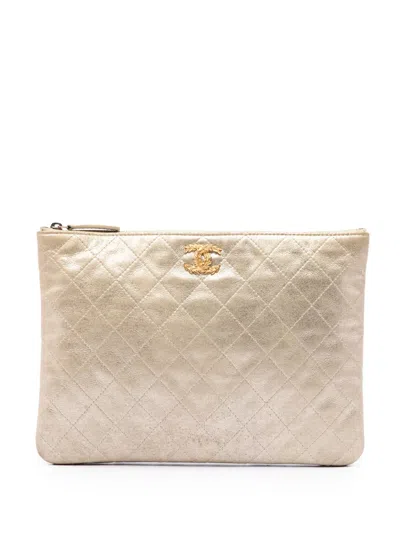 Pre-owned Chanel 2016-2017 Medium Quilted Metallic Calfskin Leaves Cc O Case Clutch Bag In 金色