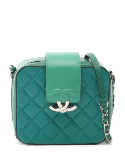 Pre-owned Chanel 2017-2018 Diamond-quilted Shoulder Bag In Blue