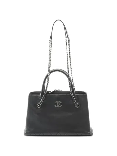 Pre-owned Chanel 2017-2018 Diamond Quilting Tote Bag In Black