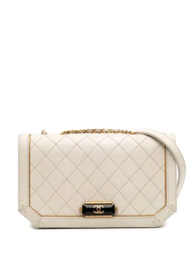 Pre-owned Chanel 2017-2018 Medium Quilted Calfskin Octagon Cc Clasp Flap Crossbody Bag In White