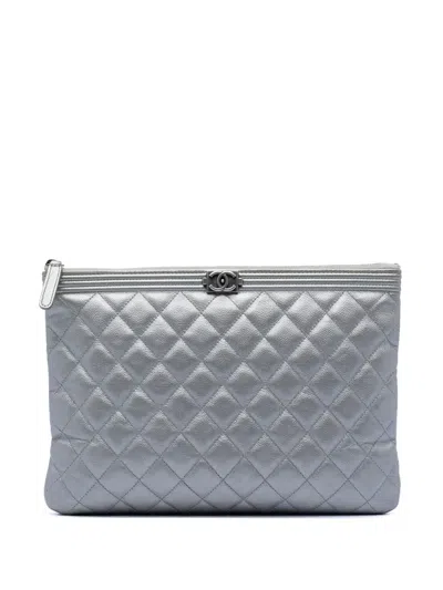 Pre-owned Chanel 2017-2018 Medium Quilted Caviar Boy O Case Clutch Bag In Silver