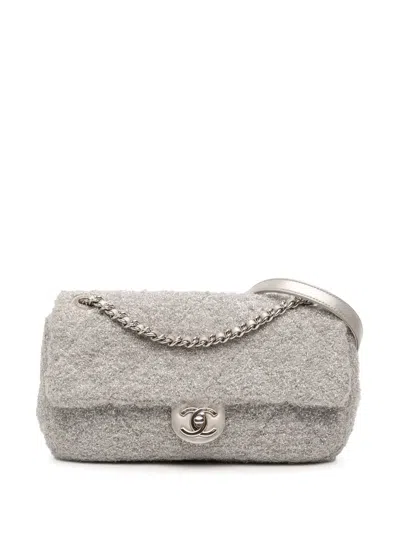 Pre-owned Chanel 2017-2018 Medium Quilted Lurex Ground Control Pluto Glitter Flap Crossbody Bag In Silver