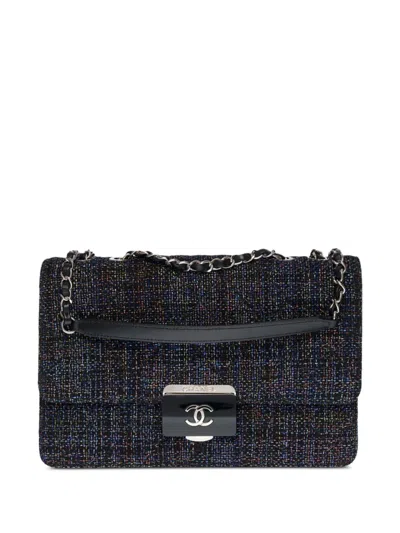 Pre-owned Chanel 2017 Beauty Lock Flap Tweed Shoulder Bag In Black