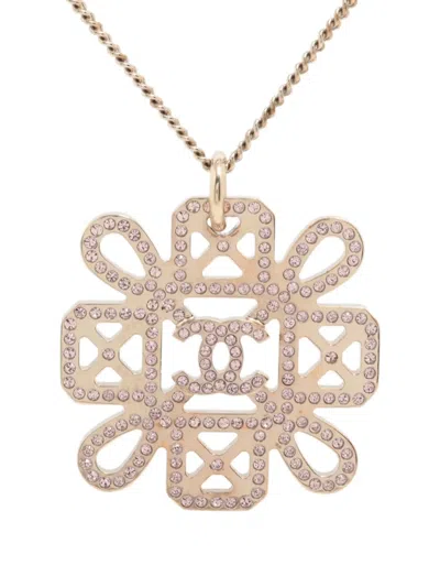 Pre-owned Chanel 2017 Cc Mark Necklace In Gold