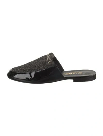 Pre-owned Chanel 2017 Graphic Print Mules In Black/metallic