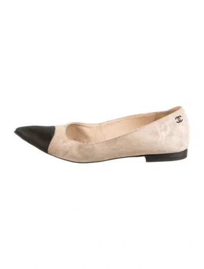 Pre-owned Chanel 2017 Interlocking Cc Logo Ballet Flats In Neutrals