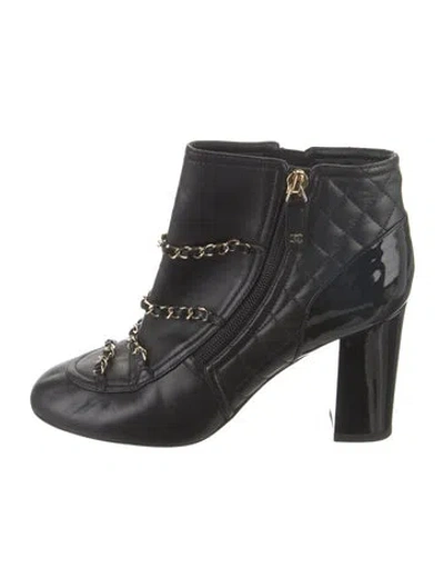 Pre-owned Chanel 2017 Interlocking Cc Logo Boots In Black