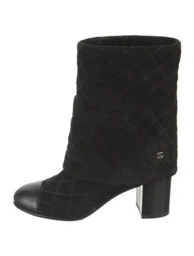 Pre-owned Chanel 2017 Interlocking Cc Logo Boots In Black