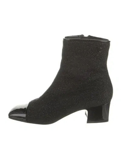 Pre-owned Chanel 2017 Interlocking Cc Logo Boots In Black