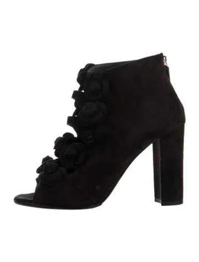 Pre-owned Chanel 2017 Interlocking Cc Logo Lace-up Boots In Black