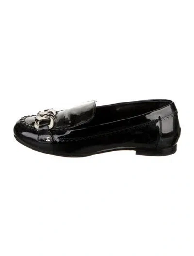 Pre-owned Chanel 2017 Interlocking Cc Logo Loafers In Black
