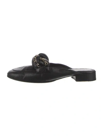 Pre-owned Chanel 2017 Interlocking Cc Logo Mules In Black