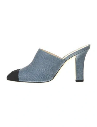 Pre-owned Chanel 2017 Interlocking Cc Logo Mules In Blue