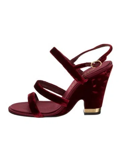 Pre-owned Chanel 2017 Interlocking Cc Logo Sandals In Burgundy
