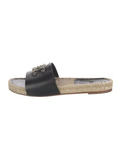 Pre-owned Chanel 2017 Interlocking Cc Logo Slides In Black