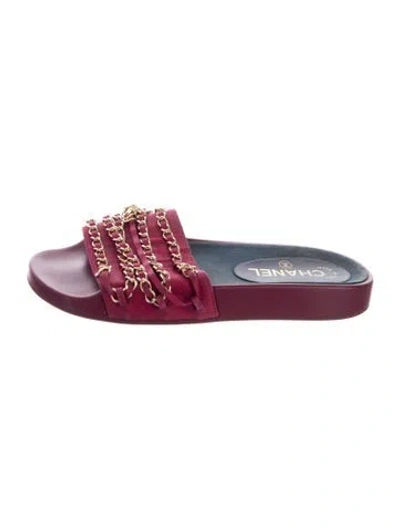Pre-owned Chanel 2017 Interlocking Cc Logo Slides In Burgundy