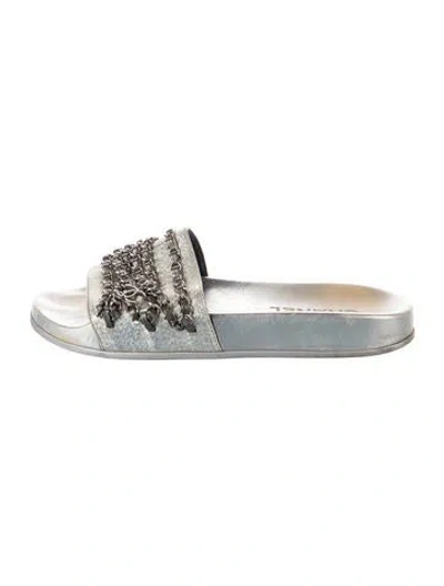 Pre-owned Chanel 2017 Interlocking Cc Logo Slides In Metallic/silver