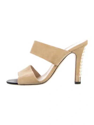 Pre-owned Chanel 2017 Interlocking Cc Logo Slides In Neutral