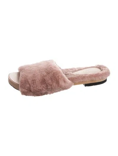 Pre-owned Chanel 2017 Interlocking Cc Logo Slides In Pink