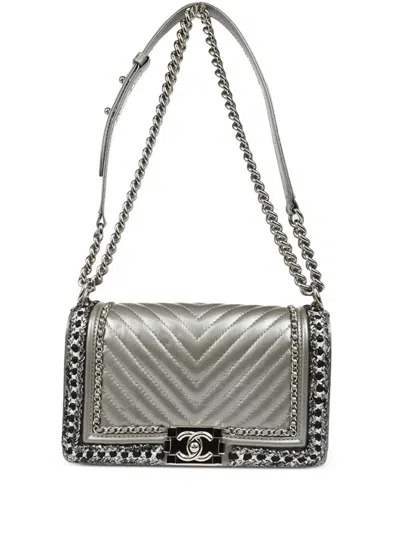 Pre-owned Chanel 2017 Medium Boy Shoulder Bag In Silver