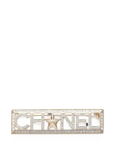 Pre-owned Chanel 2017 Rhinestone Logo Brooch In Gold