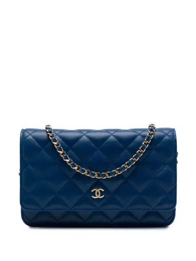 Pre-owned Chanel 2017-2018 Cc Quilted Lambskin Wallet On Chain Crossbody Bag In Blue