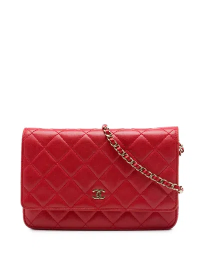 Pre-owned Chanel 2017-2018 Cc Quilted Lambskin Wallet On Chain Crossbody Bag In Red