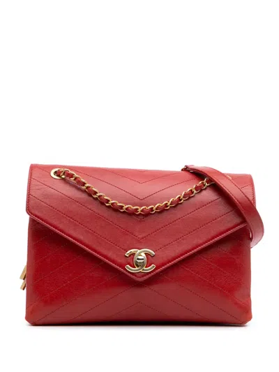 Pre-owned Chanel 2018-2019 Chevron Lambskin Coco Envelope Flap Crossbody Bag In Red