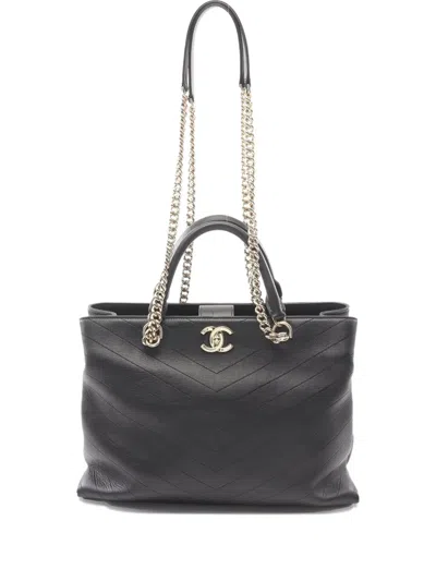 Pre-owned Chanel 2018-2019 Leather Shoulder Bag