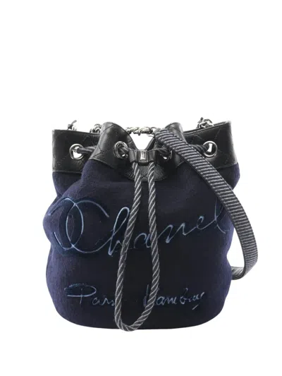 Pre-owned Chanel 2018-2019 Paris Hamburg Wool Bucket Bag In Blue