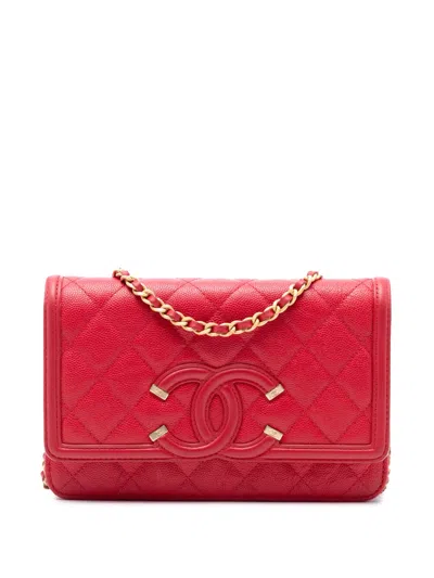 Pre-owned Chanel 2018 Caviar Cc Filigree Wallet On Chain Crossbody Bag In Red