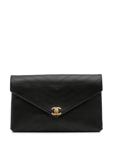 Pre-owned Chanel 2018 Cc Chevron Calfskin Envelope Clutch Bag