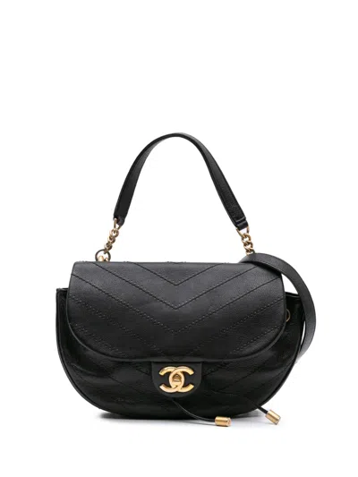 Pre-owned Chanel 2018 Cc Chevron Lambskin Round Flap Satchel