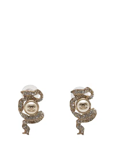 Pre-owned Chanel 2018 Cc Gold Plated Faux Pearl & Strass Ribbon Push Back Earrings Costume Earrings