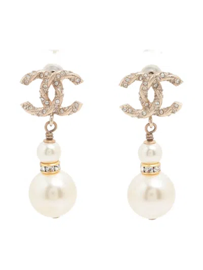 Pre-owned Chanel 2018 Cc Mark Pearl Earrings In Gold
