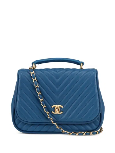 Pre-owned Chanel 2018 Chevron-quilted Shoulder Bag In Blue