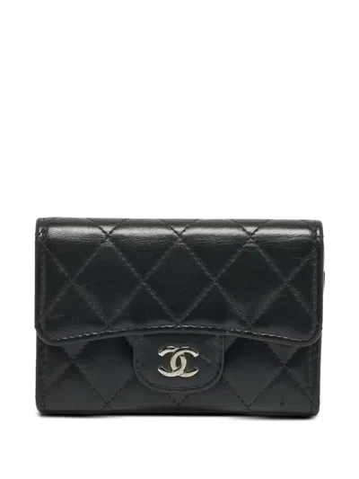 Pre-owned Chanel 2018 Classic Flap Diamond-quilted Wallet In Black