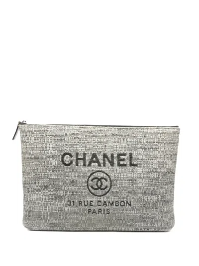 Pre-owned Chanel 2018 Deauville Clutch Bag In Gray