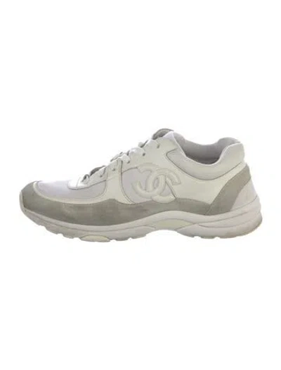Pre-owned Chanel 2018 Interlocking Cc Logo Athletic Sneakers In Neutrals/white