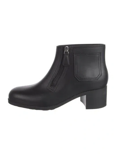 Pre-owned Chanel 2018 Interlocking Cc Logo Boots In Black