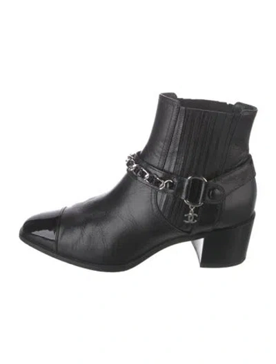 Pre-owned Chanel 2018 Interlocking Cc Logo Boots In Black