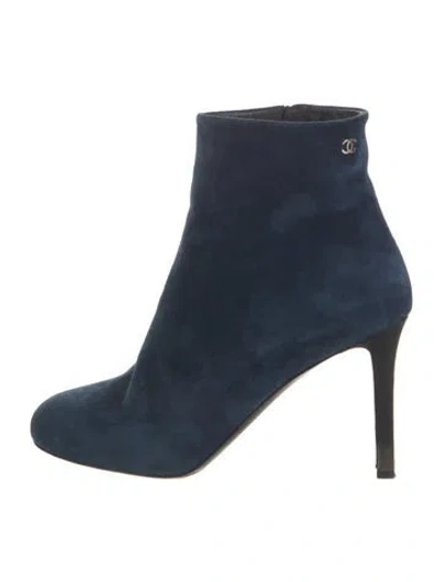 Pre-owned Chanel 2018 Interlocking Cc Logo Boots In Blue