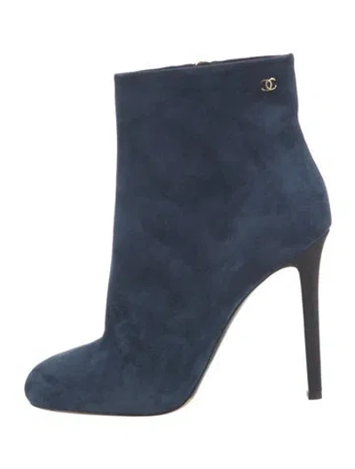 Pre-owned Chanel 2018 Interlocking Cc Logo Boots In Blue