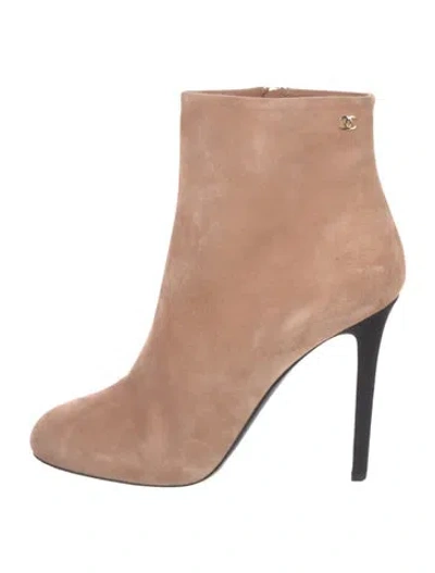 Pre-owned Chanel 2018 Interlocking Cc Logo Boots In Pink