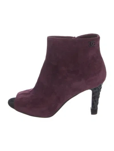 Pre-owned Chanel 2018 Interlocking Cc Logo Boots In Purple