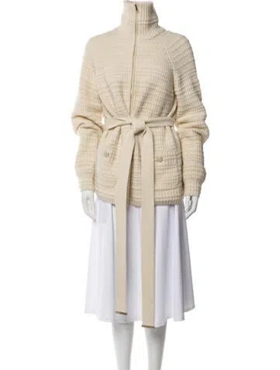 Pre-owned Chanel 2018 Interlocking Cc Logo Cardigan In Neutral