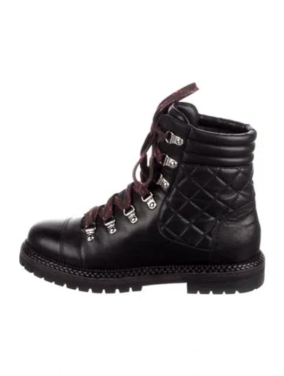 Pre-owned Chanel 2018 Interlocking Cc Logo Combat Boots In Black